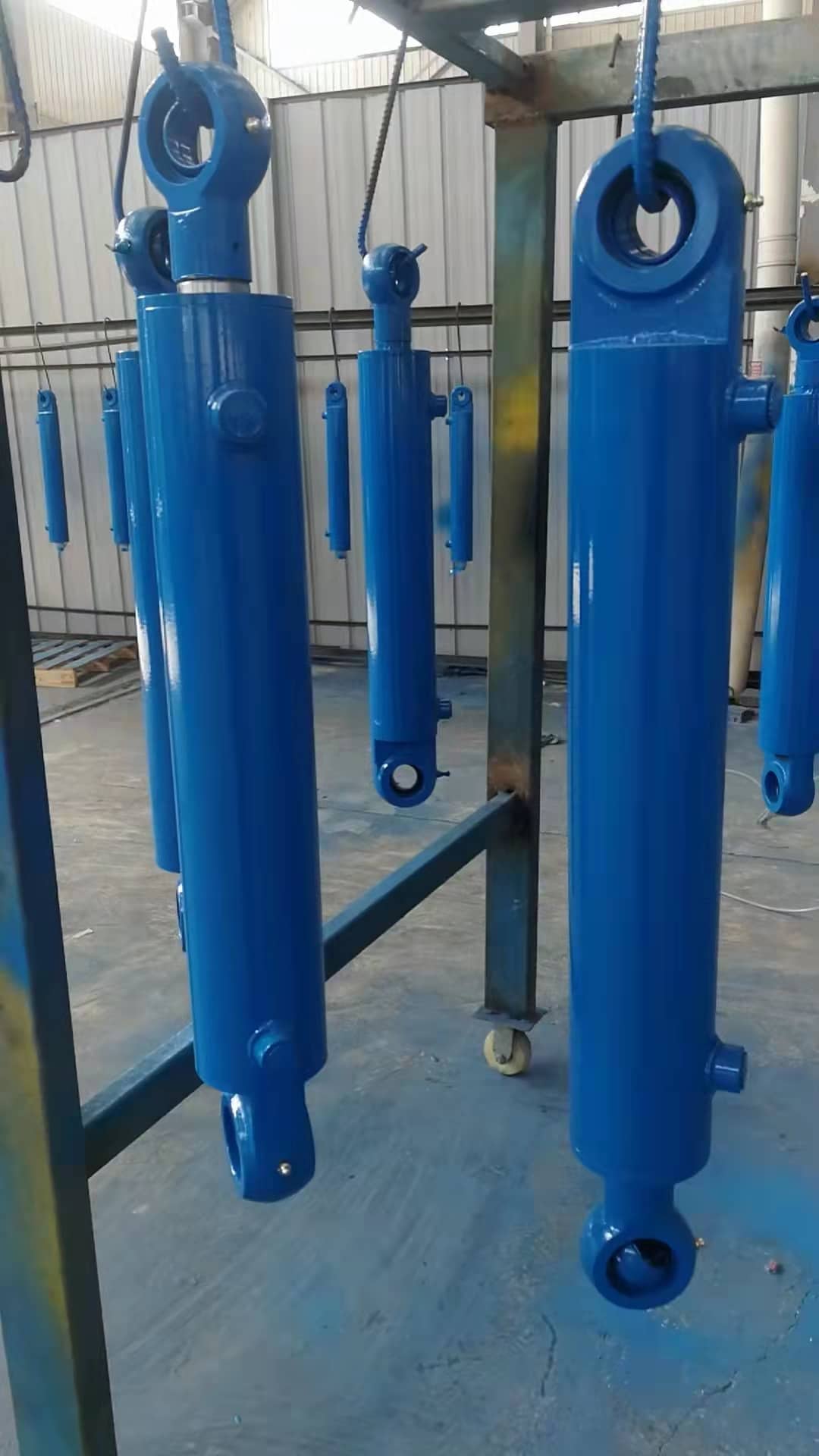 液壓油缸的組成部件有哪些？液壓缸結(jié)構(gòu)有什么特點(diǎn)？(圖1)